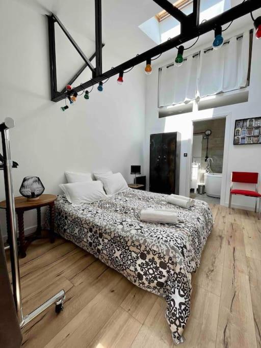 Rare ! Loft Atypique Centre-Ville Parking Jardin ランス エクステリア 写真