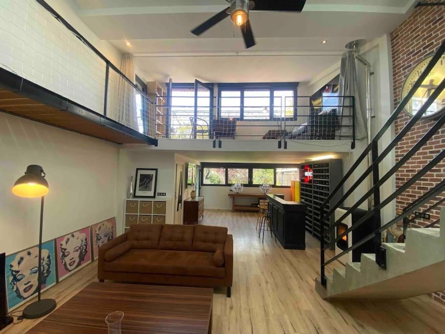 Rare ! Loft Atypique Centre-Ville Parking Jardin ランス エクステリア 写真