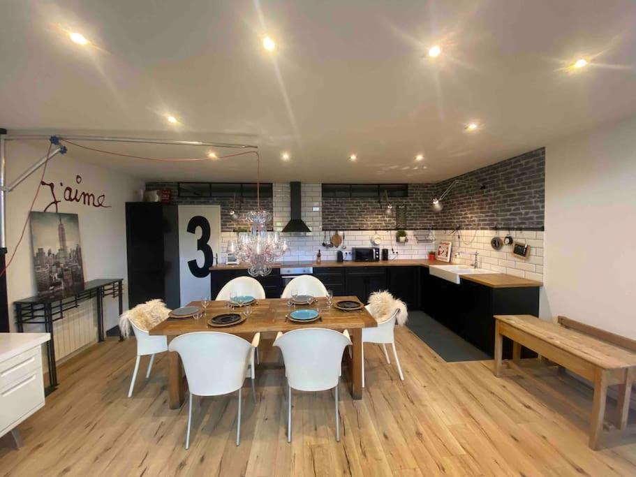 Rare ! Loft Atypique Centre-Ville Parking Jardin ランス エクステリア 写真